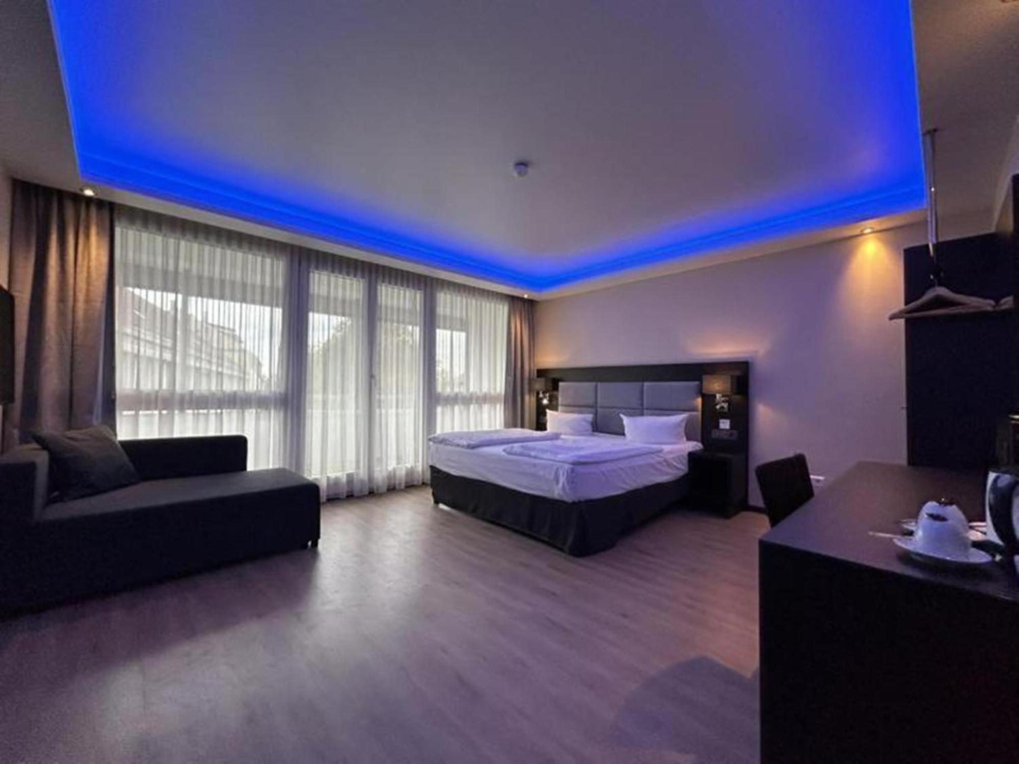 Zi Hotel Karlsruhe Kültér fotó
