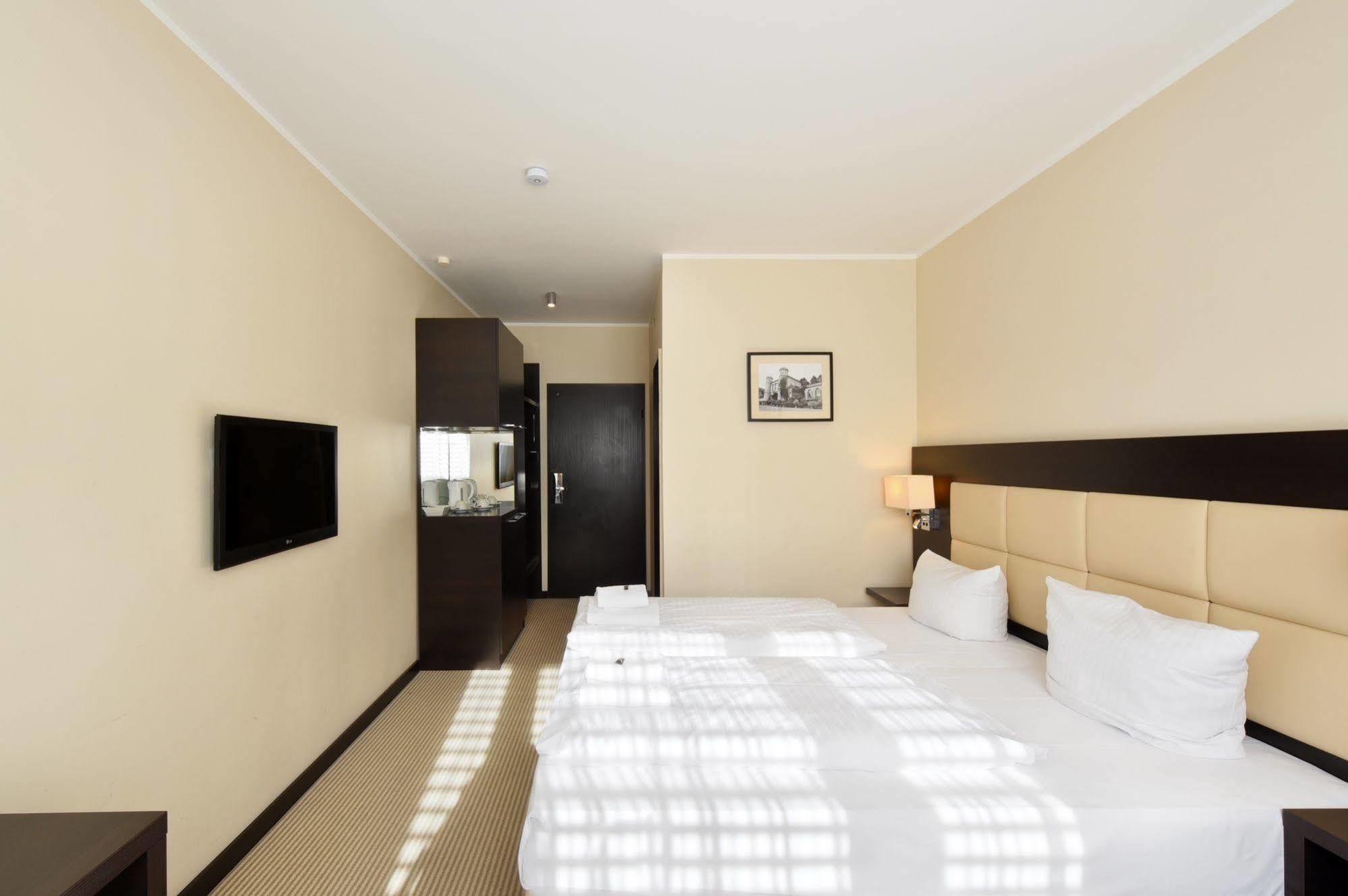 Zi Hotel Karlsruhe Kültér fotó
