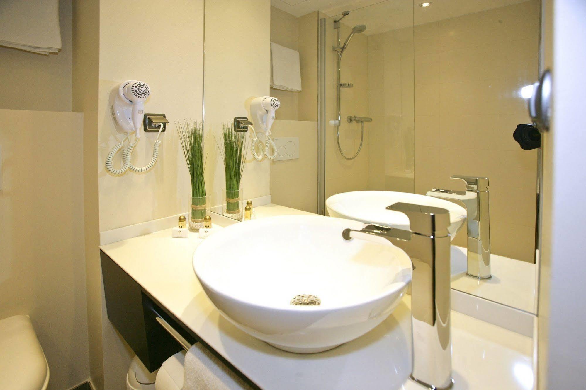 Zi Hotel Karlsruhe Kültér fotó